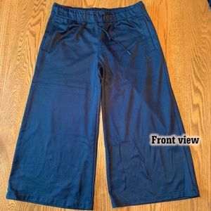 "Adidas" wide leg, culotte style pants, like new, L